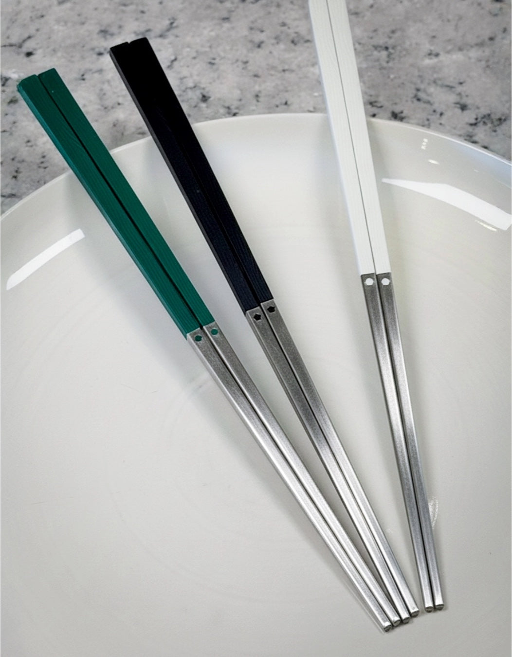 The "Invisible" Danger: Why the Material of Your Chopsticks Matters