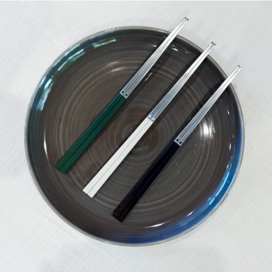 316 stainless steel reusable chopsticks arranged on a ceramic plate for modern, sustainable dining – Radiko